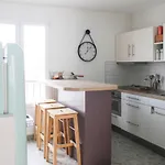 Through Apartment - Place De La Reunion